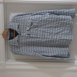 Wrangler Blue and White Casual Button Down Shirt